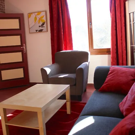 The White River House Beli Iskar