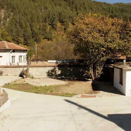 The White River House * Beli Iskar