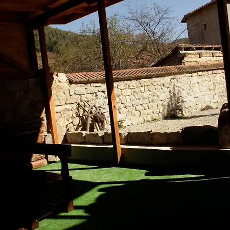 Pensión The White River House